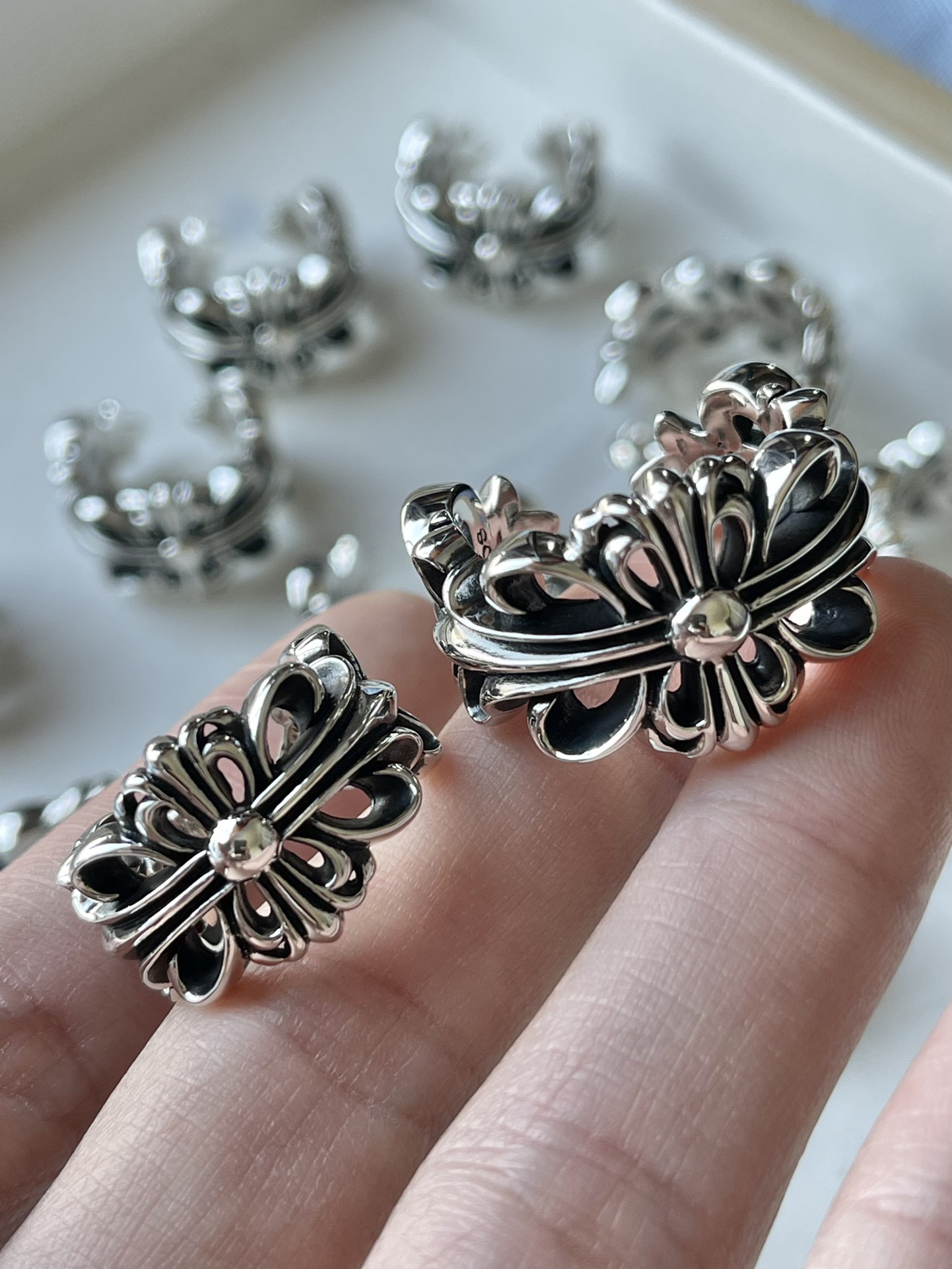 Chrome Hearts 克罗心 十字花开口戒指
