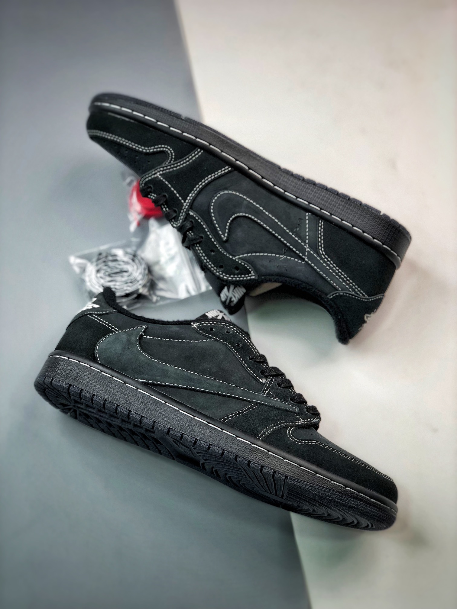 280 Travis Scott x Air Jordan 1 Low OG 联名低帮倒钩4.0黑武士 DM7866-001