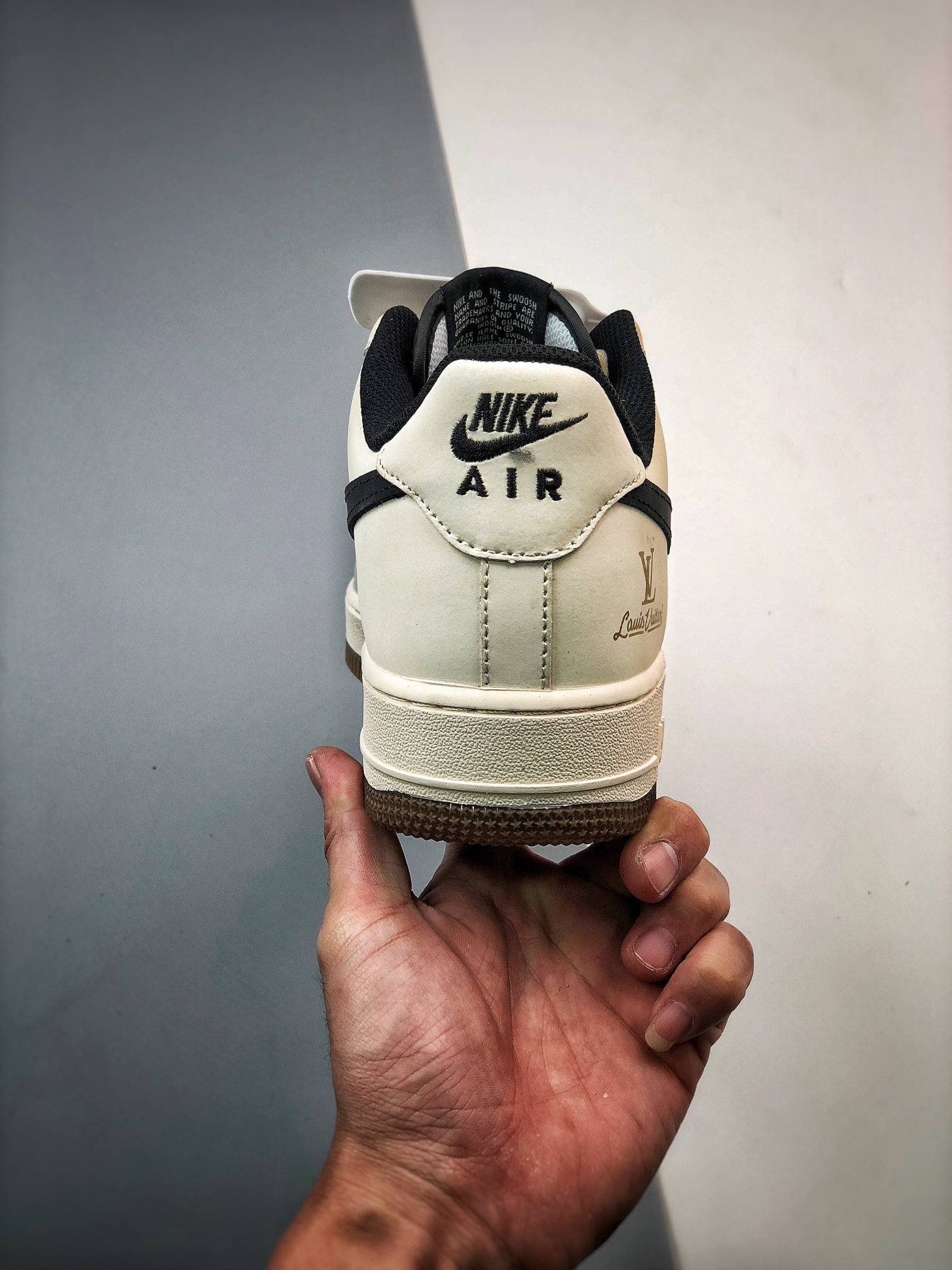 260 Air Force 1 '07 Low LV联名米白黑 BS9055-810