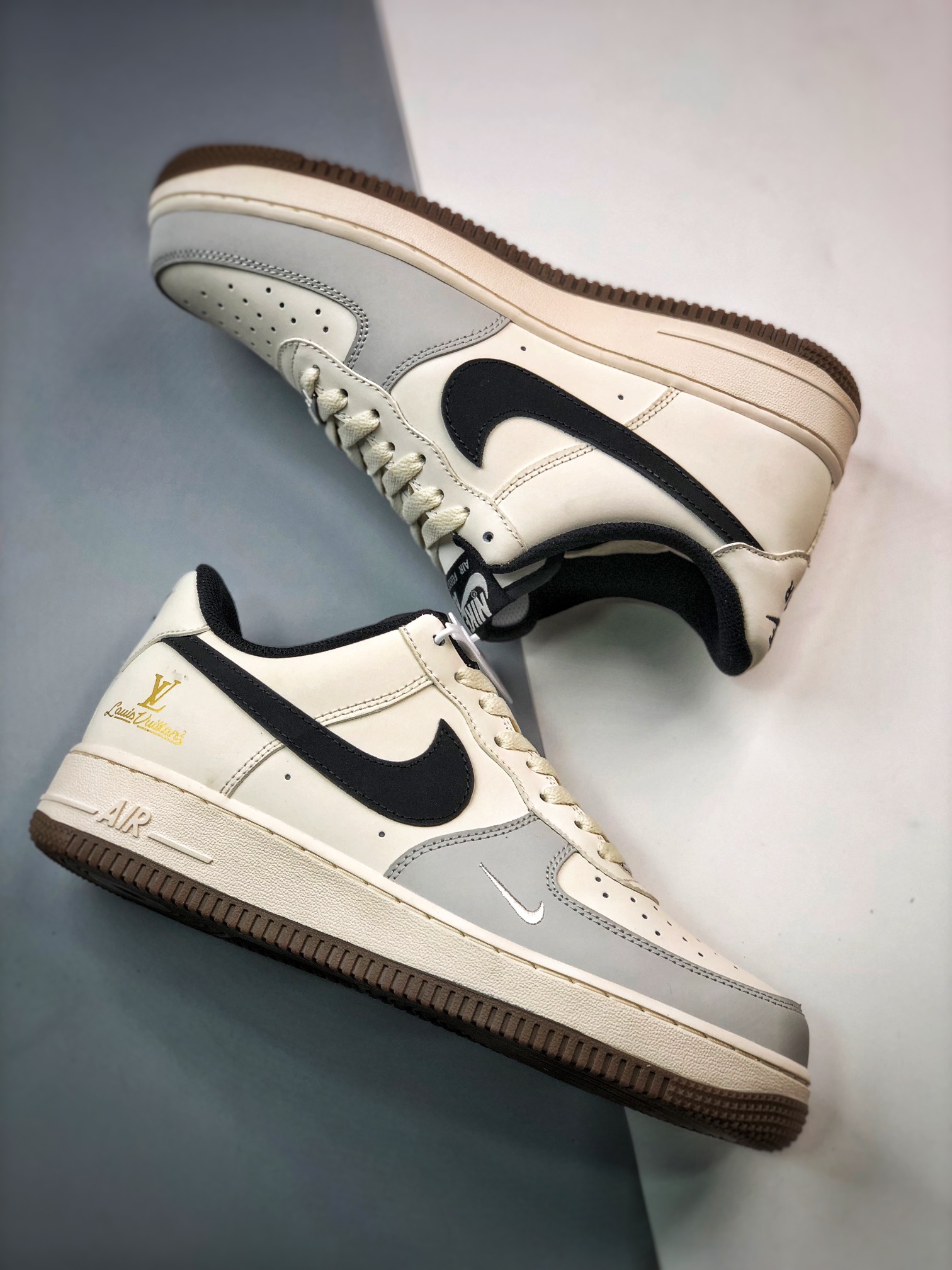 260 Air Force 1 '07 Low LV联名米白黑 BS9055-810