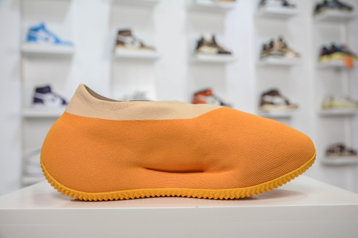 Pure original Yeezy Knit Runner ”Sulfur” Kung Fu runner series