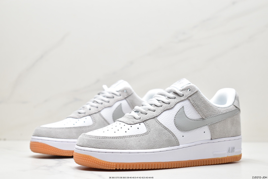 240  Nike Air Force 1 Low ’07 灰白生胶复古麂皮 AH0286-101