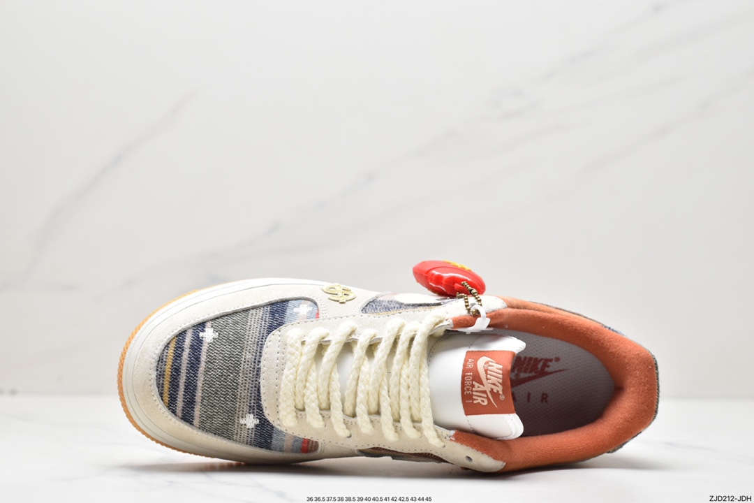 240 Air Force 1 Low 钱袋新年限定 CW2288-688