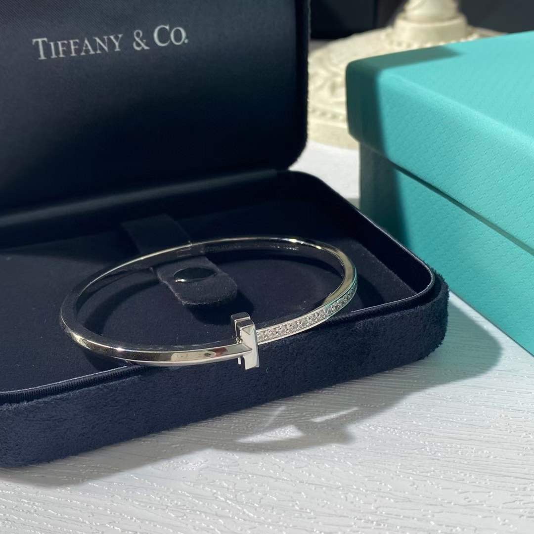 Tiffany & Co. Tiffany&Co. T1系列 无可替代窄式手镯