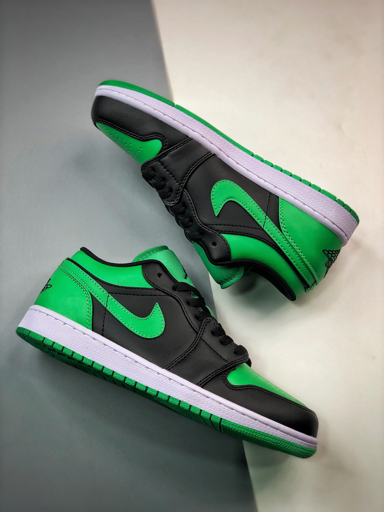 220 Air Jordan 1 Low 黑绿 官方同步新色 553558-065