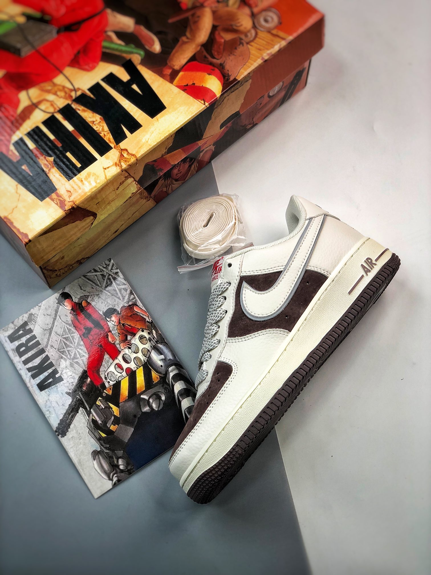 260 AKIRA x Air Force 1 '07 Low 联名白咖麂皮 DU0820-216