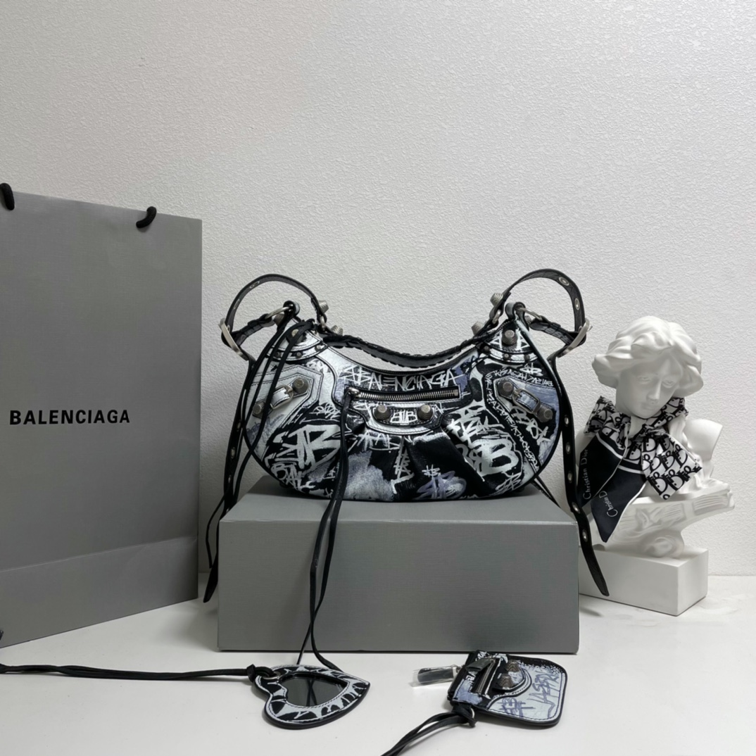 Balenciaga Le Cagole Crossbody & Shoulder Bags Sellers Online
 Black Doodle Weave Sheepskin Vintage Motorcycle
