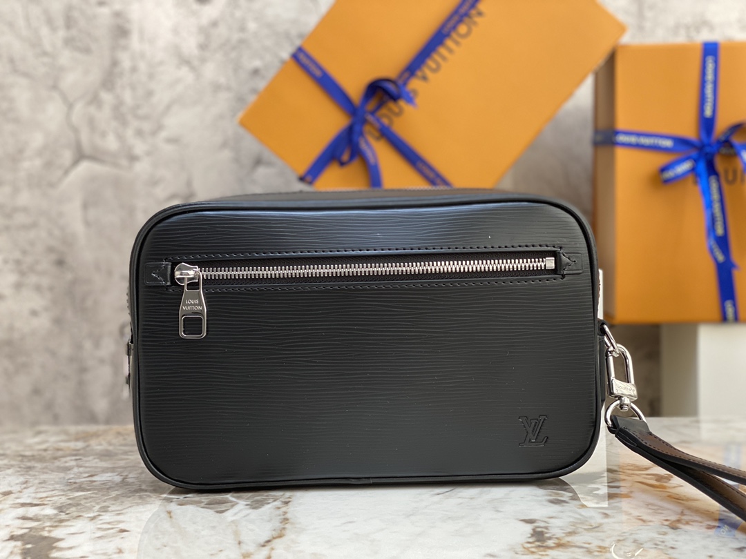 Louis Vuitton Top original M51726 water ripple handbag clutch series Pochette Kasai clutch bag is made of fine-textured Taiga leather to create a