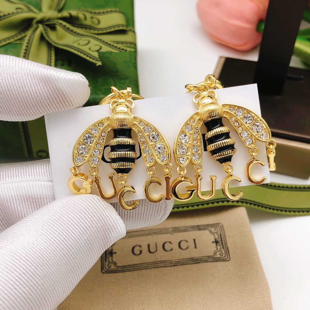 Número GED0003 Pendientes Gucci de abeja 🐝 con diamantes incrustados
