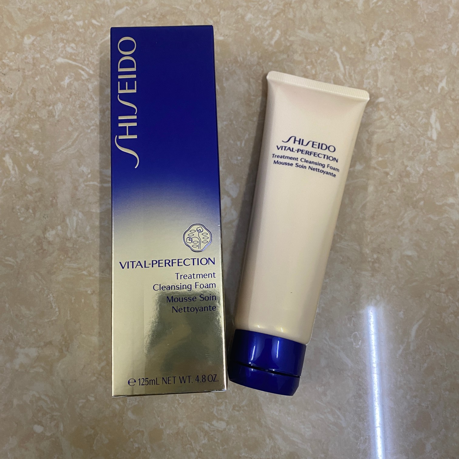 Shiseido Vital Perfection Treatment Cleansing Foam - Gentle & Effective Cleanser 2 a1673244296269 4310