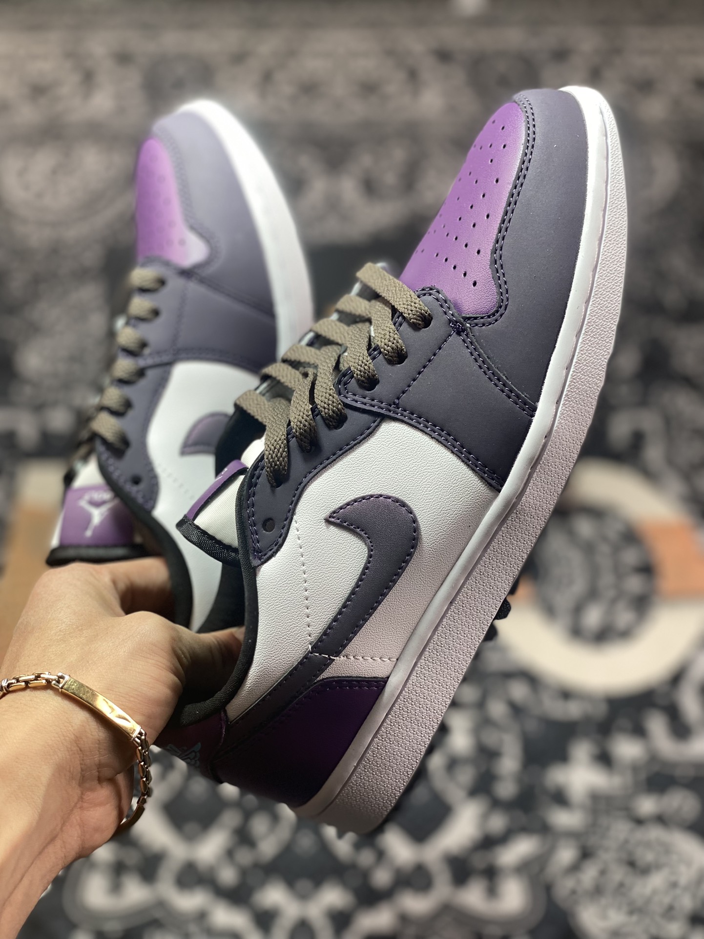 Original factory level Air Jordan 1 Low Golf RNG white gray black purple DZ9787-155-Top High Quatity Cheap Sneakers Fashion Clothing Clothes Bags handbags Shoes of all Brand wholesale With The best Quality And Beautiful Price from China Factory Chinese suppliers wholesaler seller Original factory level Air Jordan 1 Low Golf RNG white gray black purple DZ9787-155