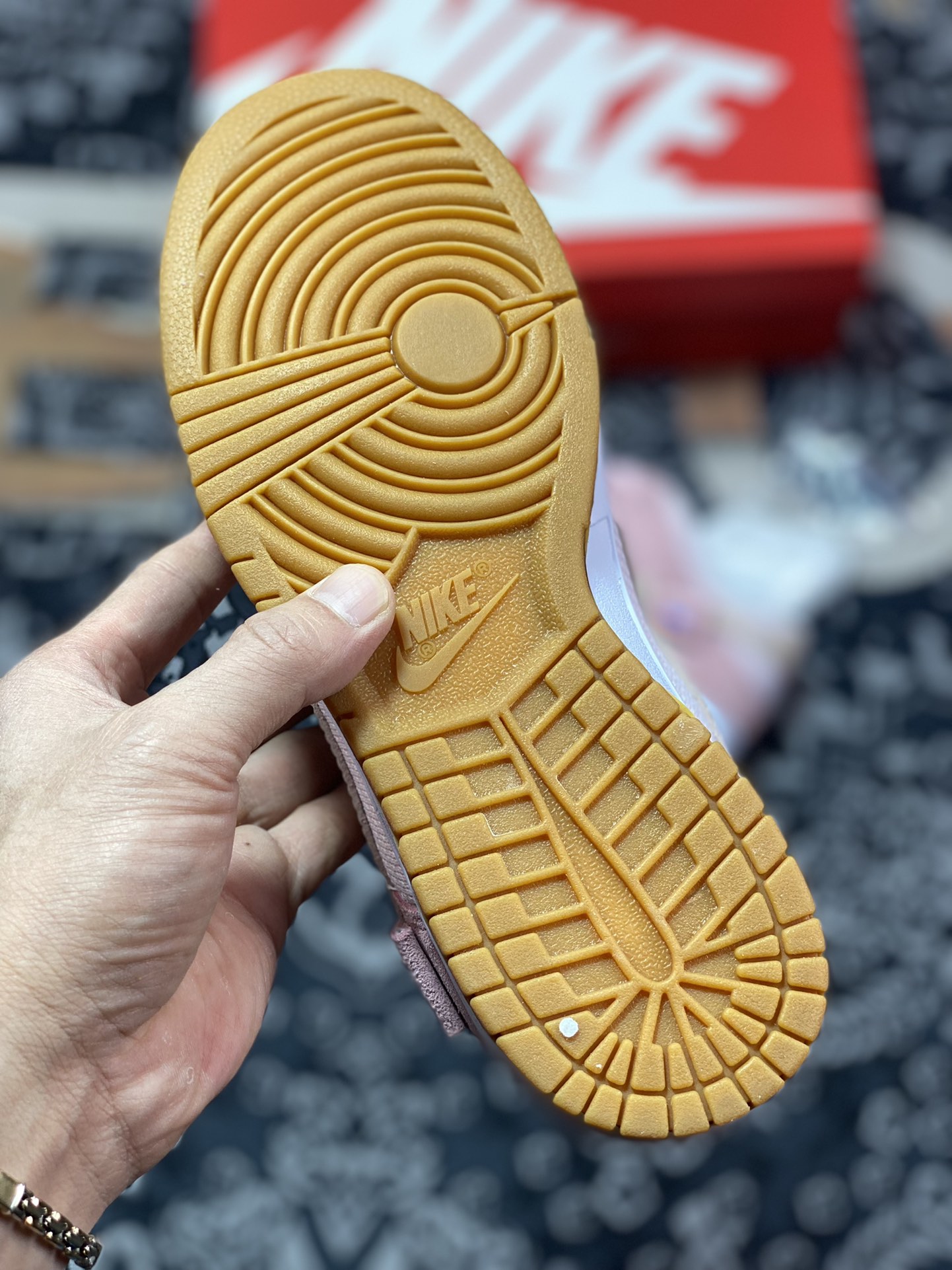 Nike Dunk Low ”Teddy Bear” Teddy Bear DZ5318-640
