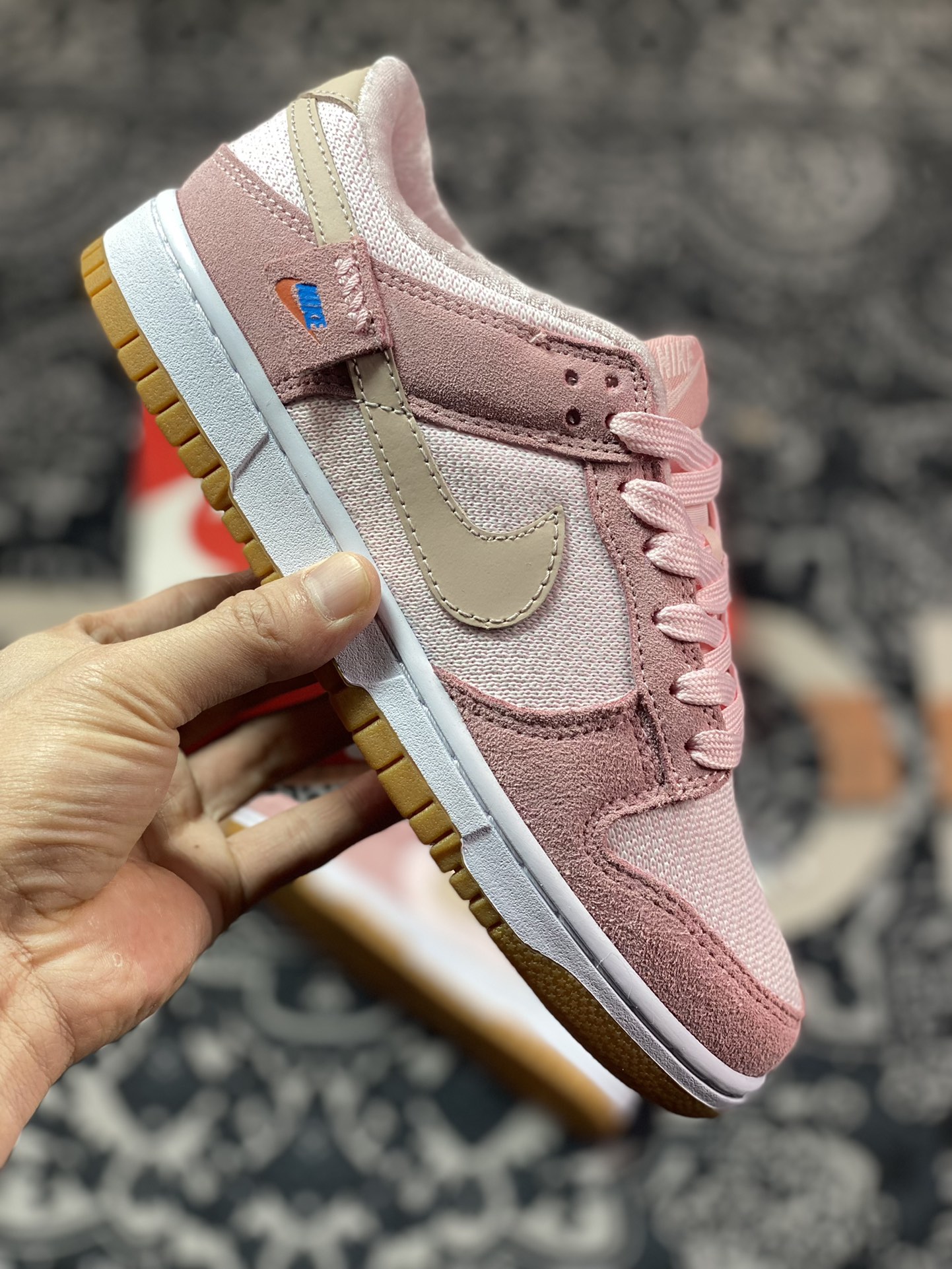 Nike Dunk Low ”Teddy Bear” Teddy Bear DZ5318-640