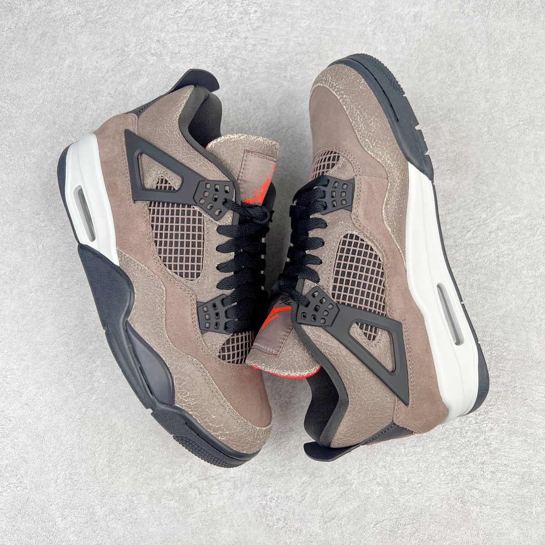 图片[3]-💰460 ＃GX Air Jordan AJ4 Retro 黑棕摩卡 DB0732-200 圈内最强四代 独家外贸特供尺码含 45.5 49.5 50.5 耗时半年巨作 全套原纸板楦头开发 原厂特供皮料加持 确保原汁原味 完美呈现四代版型 一比一鞋头弧度高度鞋身弧度 数据细节工艺流程均保持原鞋一致 原厂TPU网格鞋带扣 正确内里网布 菱角分明不变形无多余毛边 柔软性质感一致于原鞋 市场唯一原厂鞋扣模具 背面可见隐藏注塑口 原厂织唛标 原厂飞人电绣工艺 尾指中部跳三针 独家绑鞋带手法 印刷中底布 四线拉帮 米色美纹纸贴合固定 进口港宝加持 后跟自然饱满 全鞋荧光划线卡点 追求极致完美 每一双都是工艺品 多重QC质检 超越公司货的品控标准 实实在在的免检产品 尺码：40 40.5 41 42 42.5 43 44 44.5 45 45.5 46 47.5 48.5 49.5 50.5 编码：by5936030-运动鞋