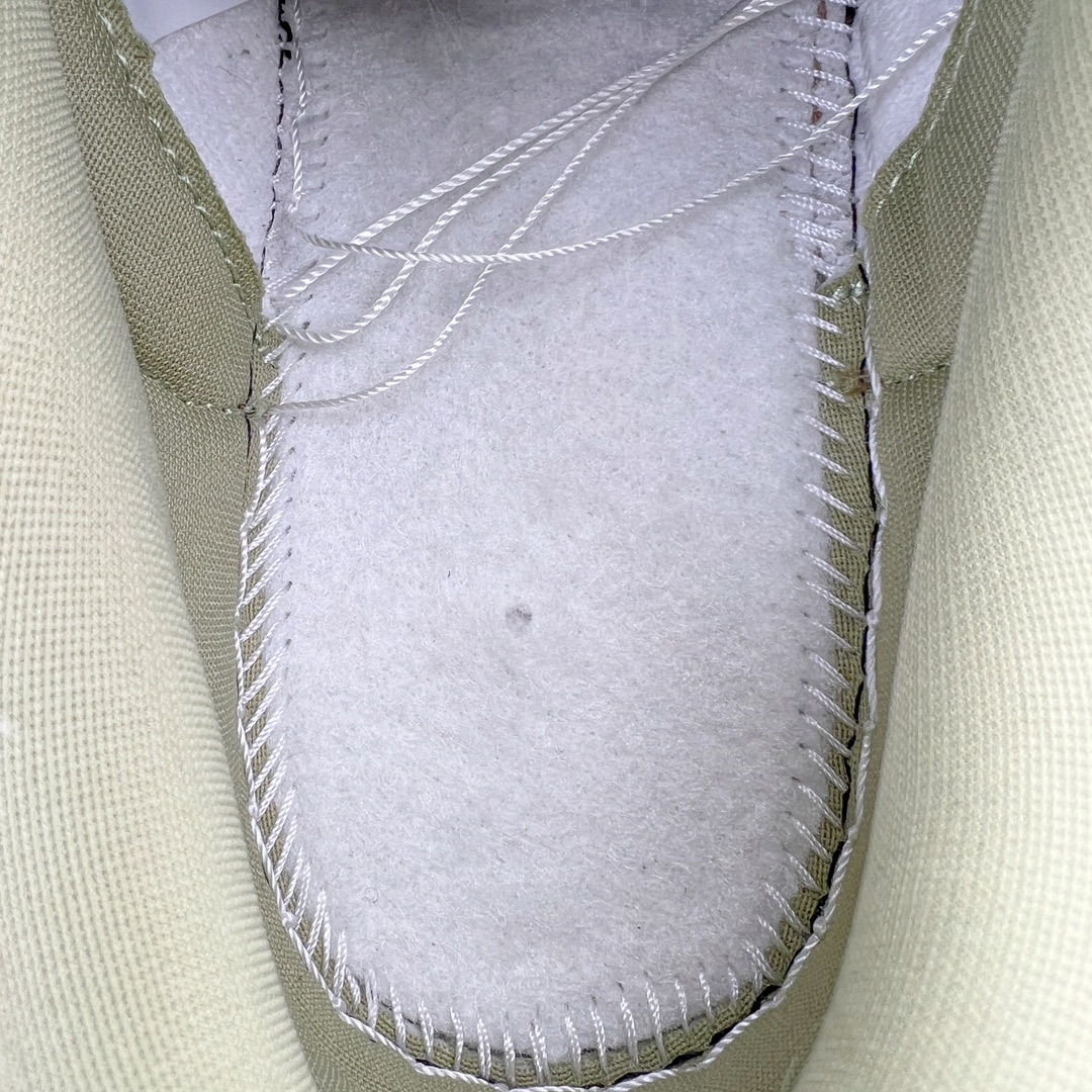 图片[8]-＃G版福利特价 NK Dunk Low 绿棕橙 橄榄 DH5360-300 毫无疑问市场中端王者 口碑大厂出品 品控大底版型不断改良更新 全套原纸板楦头开发 确保原汁原味 完美呈现DUNK版型 一比一鞋头弧度高度鞋身弧度 此版本只针对中端市场 皮料材质有所更替 其他数据细节工艺流程均保持一致 绝不口嗨 细节品控鞋型随意对比 独家私模官方第六代原厂航空铝磨具打磨大底 鞋头坡度极致还原 无解鞋型 原盒原配 圈内天花板工艺 原厂玻璃冲刀 超高清洁度 全鞋零毛边皮料切割 原厂中底布点胶 中底布拉帮走线遵循公司 尺码：35.5 36 36.5 37.5 38 38.5 39 40 40.5 41 42 42.5 43 44 44.5 45 46 47.5-选品中心