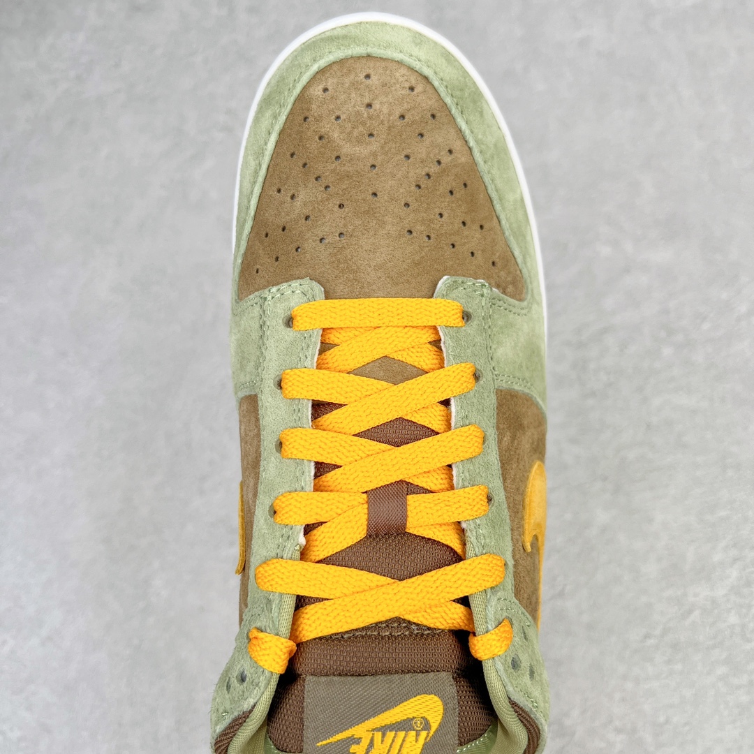 图片[4]-＃G版福利特价 NK Dunk Low 绿棕橙 橄榄 DH5360-300 毫无疑问市场中端王者 口碑大厂出品 品控大底版型不断改良更新 全套原纸板楦头开发 确保原汁原味 完美呈现DUNK版型 一比一鞋头弧度高度鞋身弧度 此版本只针对中端市场 皮料材质有所更替 其他数据细节工艺流程均保持一致 绝不口嗨 细节品控鞋型随意对比 独家私模官方第六代原厂航空铝磨具打磨大底 鞋头坡度极致还原 无解鞋型 原盒原配 圈内天花板工艺 原厂玻璃冲刀 超高清洁度 全鞋零毛边皮料切割 原厂中底布点胶 中底布拉帮走线遵循公司 尺码：35.5 36 36.5 37.5 38 38.5 39 40 40.5 41 42 42.5 43 44 44.5 45 46 47.5-选品中心