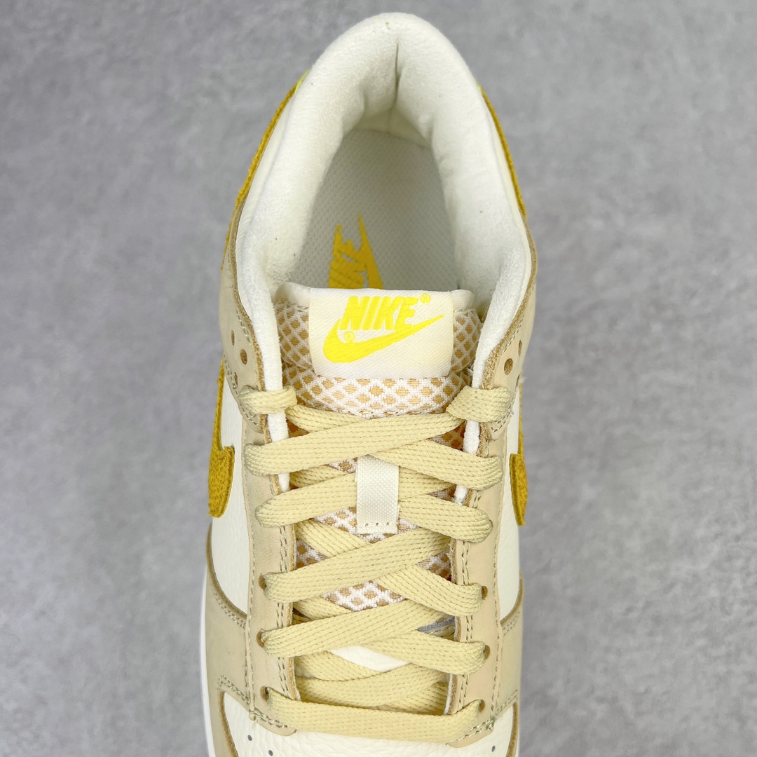 图片[5]-零售💰180 ＃G版福利特价‼NK Dunk Low \”Lemon Drop\” 柠檬黄 DJ6902-700 毫无疑问市场中端王者 口碑大厂出品 品控大底版型不断改良更新 全套原纸板楦头开发 确保原汁原味 完美呈现DUNK版型 一比一鞋头弧度高度鞋身弧度 此版本只针对中端市场 皮料材质有所更替 其他数据细节工艺流程均保持一致 绝不口嗨 细节品控鞋型随意对比 独家私模官方第六代原厂航空铝磨具打磨大底 鞋头坡度极致还原 无解鞋型 原盒原配 圈内天花板工艺 原厂玻璃冲刀 超高清洁度 全鞋零毛边皮料切割 原厂中底布点胶 中底布拉帮走线遵循公司 SIZE：35.5 36 36.5 37.5 38 38.5 39 40 40.5 41 42 42.5 43 44 44.5 45 46 47.5 编码：by1936080-运动鞋