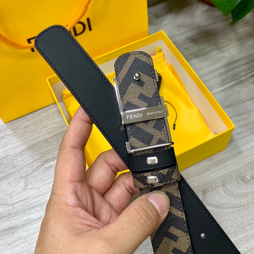 FENDI芬迪专柜同款宽3.0CM双