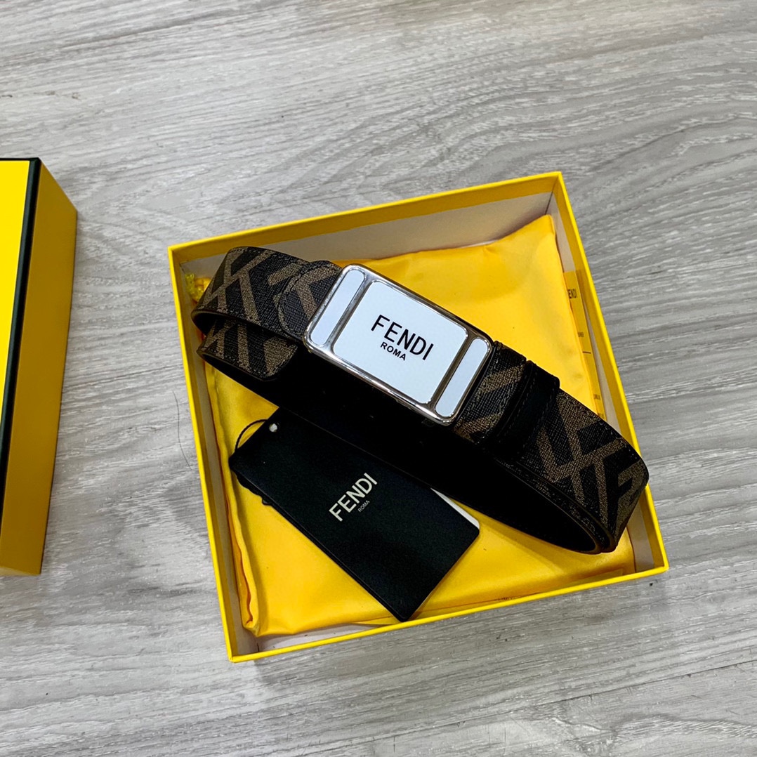 FENDI芬迪专柜同款宽3.0CM双