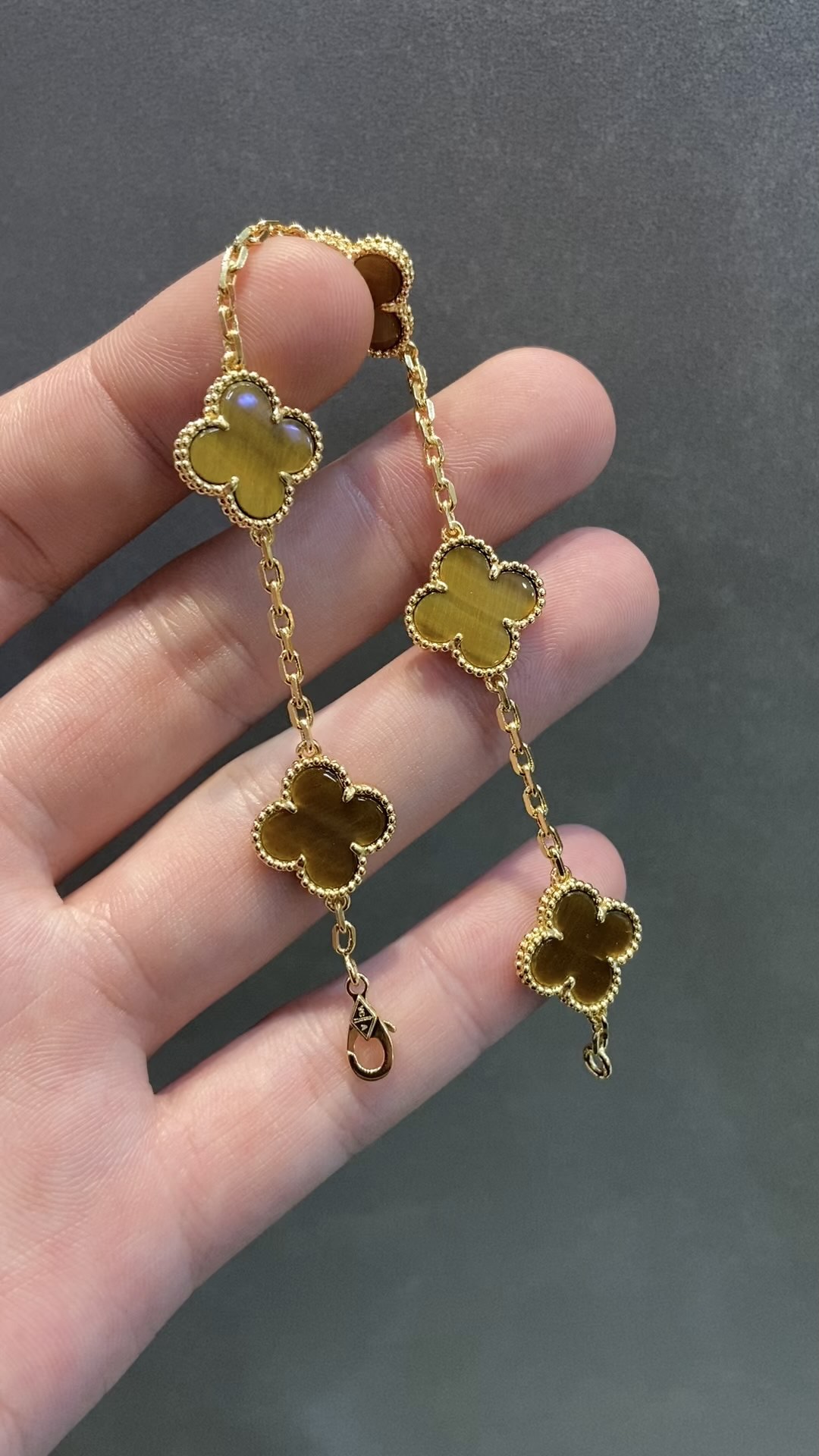 Van Cleef & Arpels vca天然虎眼石五花手链