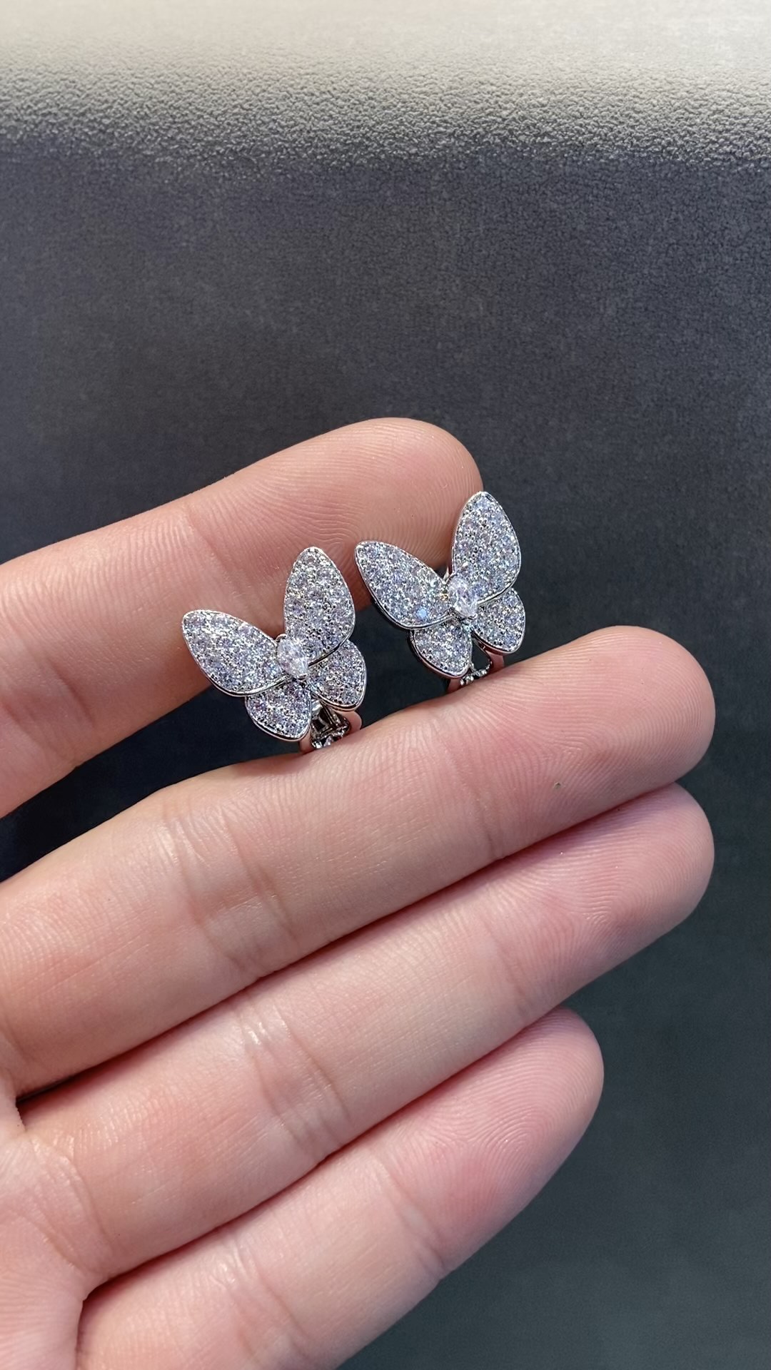 Van Cleef & Arpels vca满钻蝴蝶耳拍 耳环 玫金色