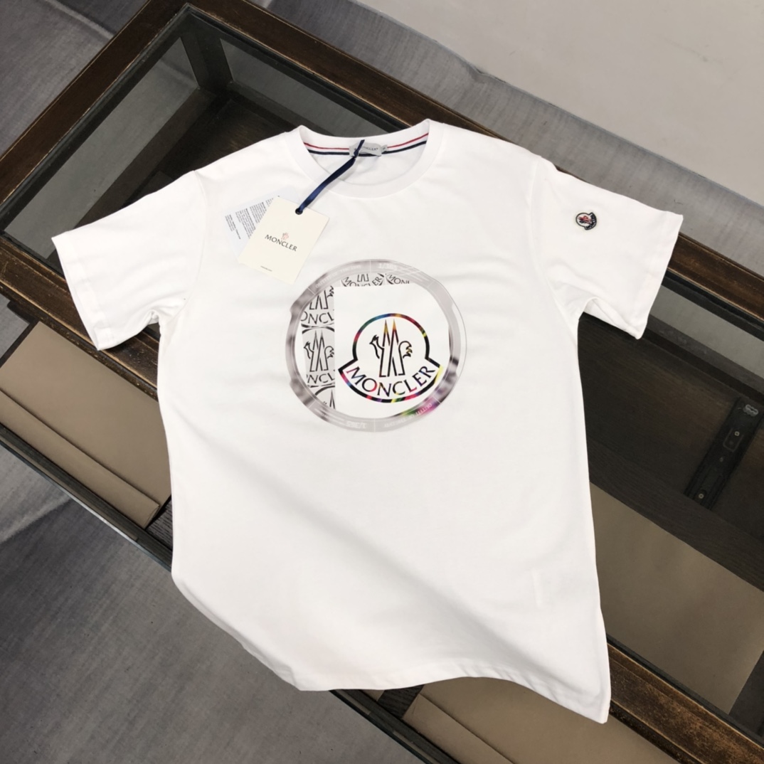 🔥 (Algodón puro lavado sin deformación) MONCLER Nuevo lanzamiento, camiseta de algodón puro de la colección boutique. …