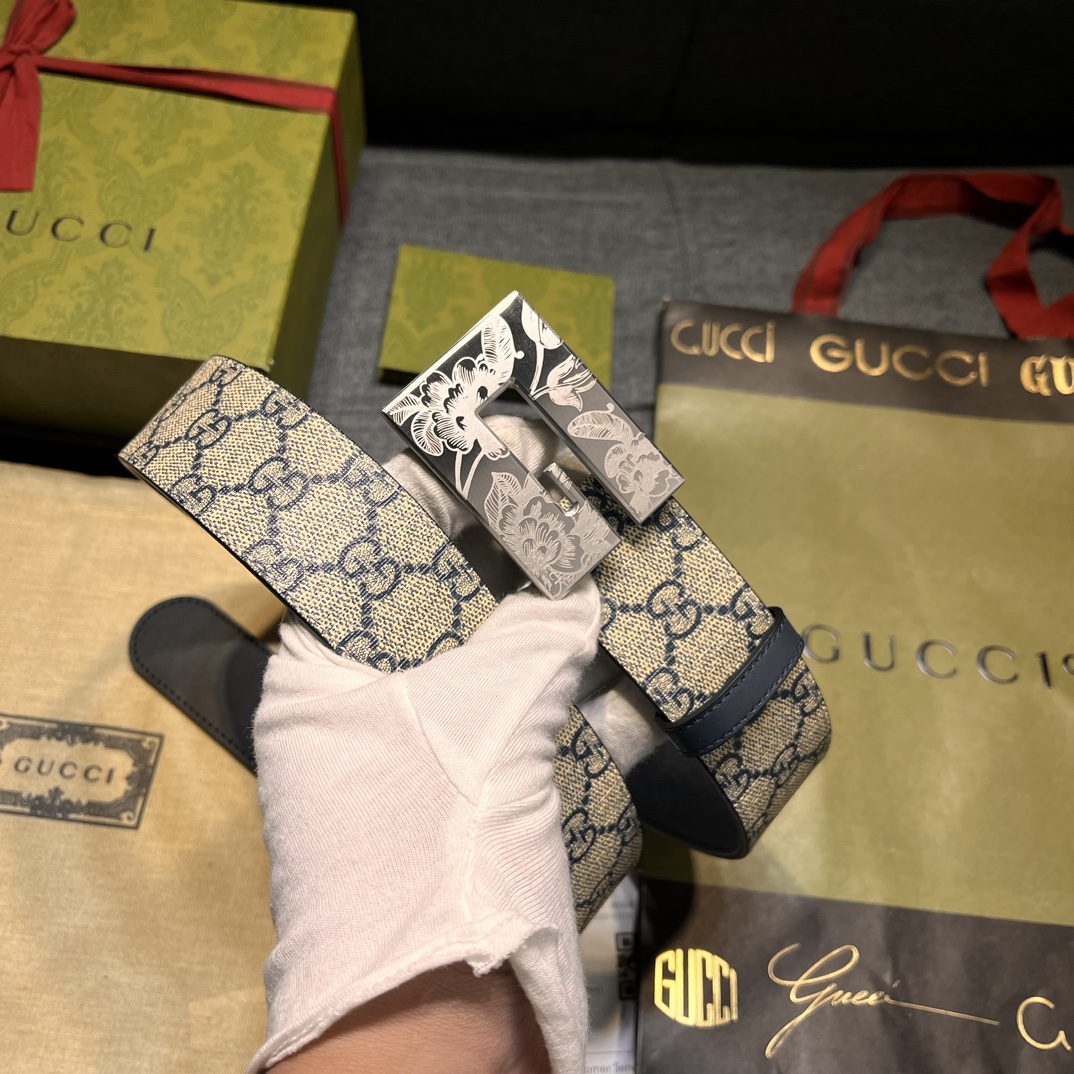  古奇，宽4.0cm，方形G搭扣是这款皮革男士腰带的亮点元素。这款配件借鉴品牌的典藏设计，以超大造型呈现