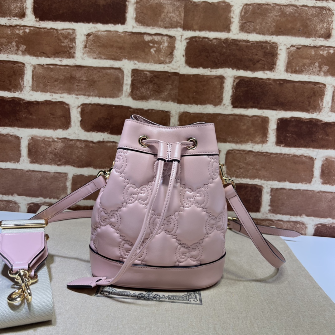 NO:200185,The quality of the counter, top-quality original goods, real-life photos!  Model number 728231 Pink embroidery G ~ Dimension width 17x height 20x side width 10cm, shipped. Buy, GUCCI [original leather], gucci19860909专柜品质,顶级原单货,实物实拍！款号728231粉色绣G～尺寸宽17x高20x侧宽10cm,出货了.批,GUCCI【原厂皮】,gucci,Bag
