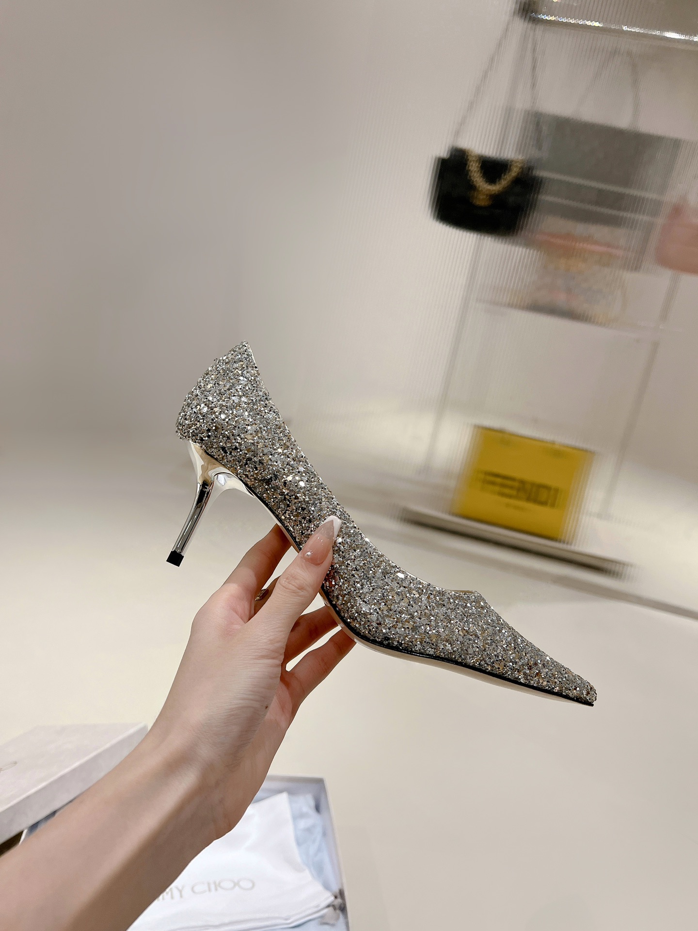JIMMY CHOO ハイヒール ポインテッドトゥパンプス 高温ホットフィックスラインストーン+輸入シープホエール フルグレインクリスタルシープレザー 1.0/6.5/8.5cm