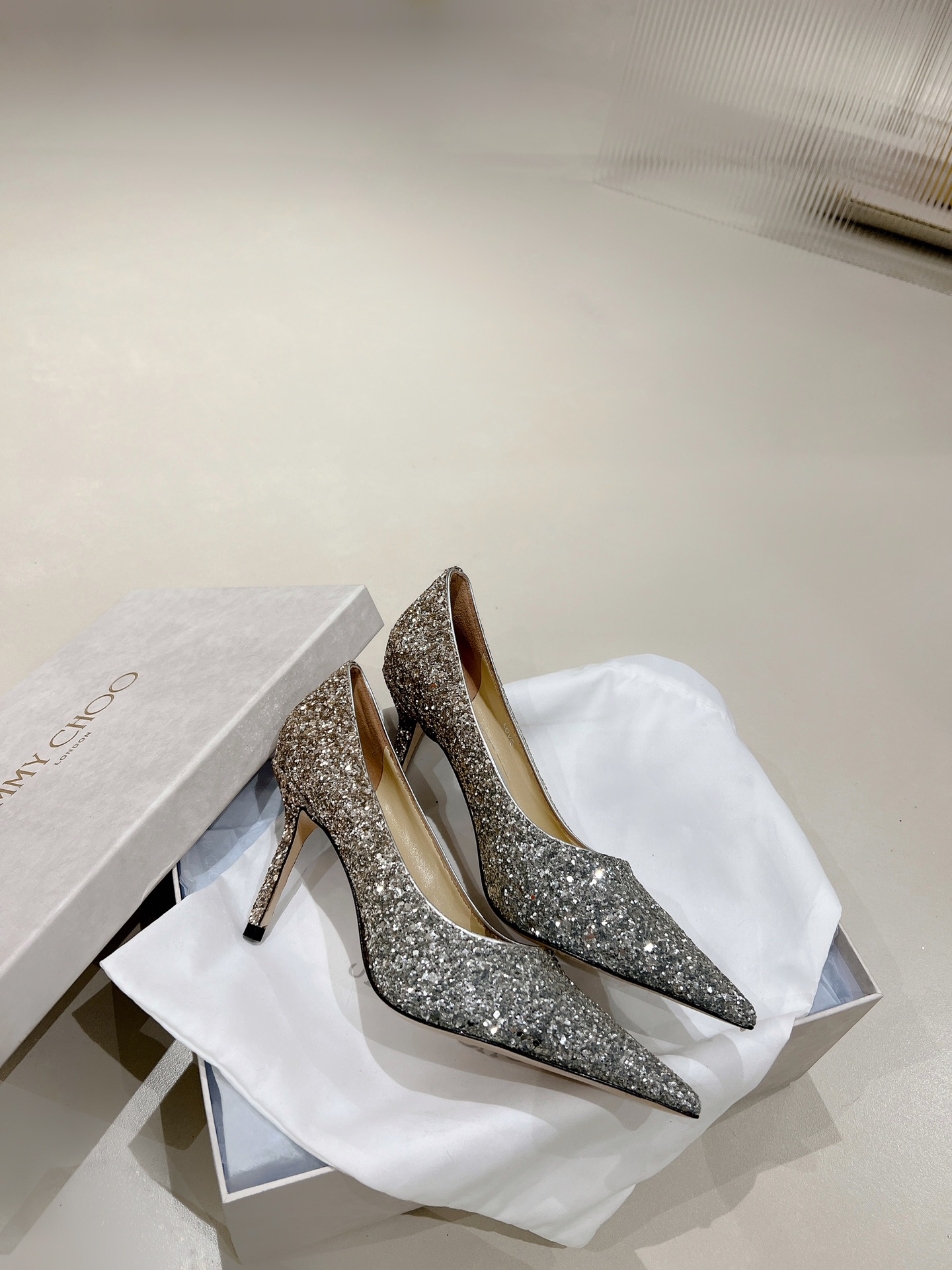 NO:649971,Gradient silver and gold high heels., high heels, high heels19860909渐变银金 高跟.,高跟鞋,high heels,Women's Shoes
