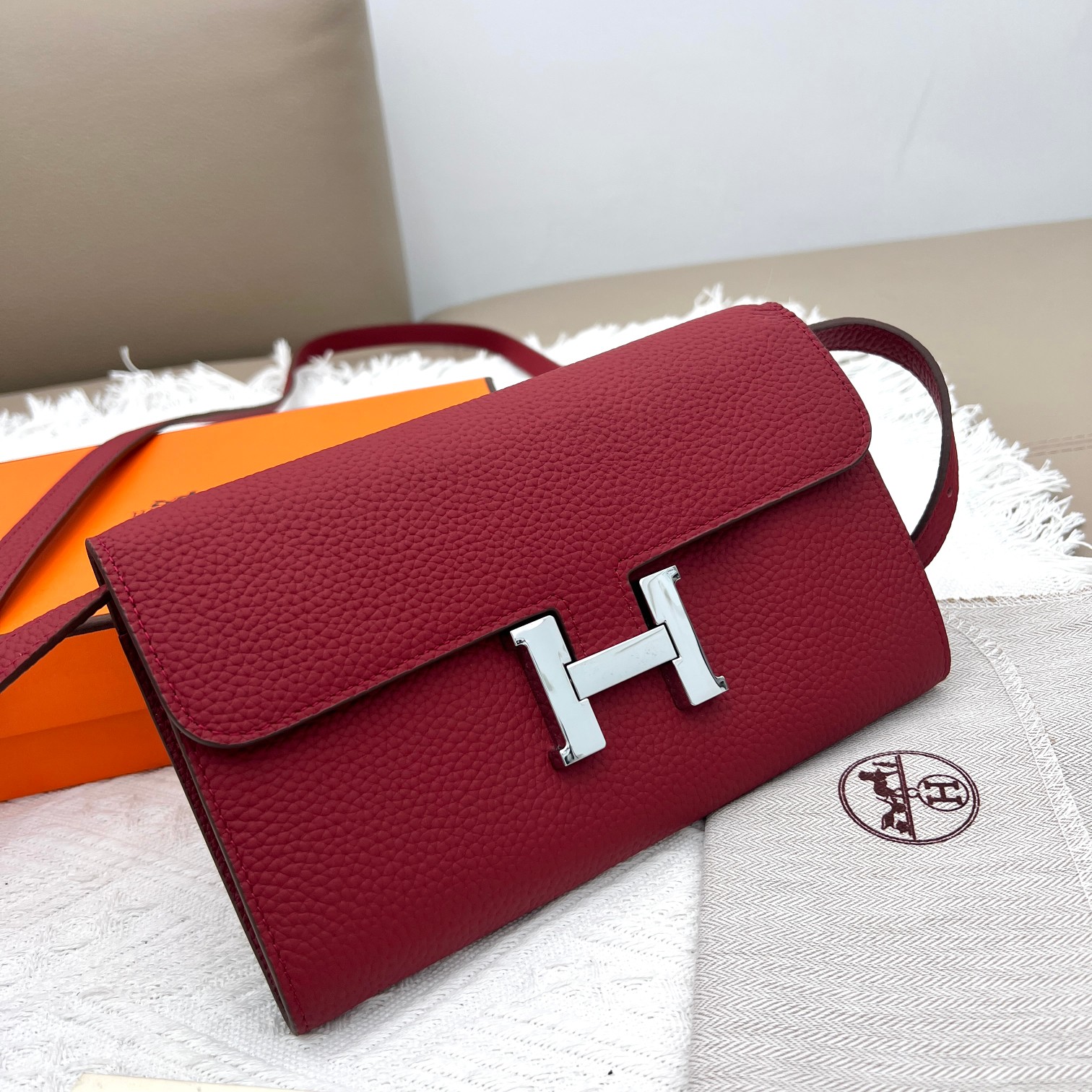 Hermès Constance Style Wallet Crossbody Bag with Silver Hardware 3 a1675001271346 7717