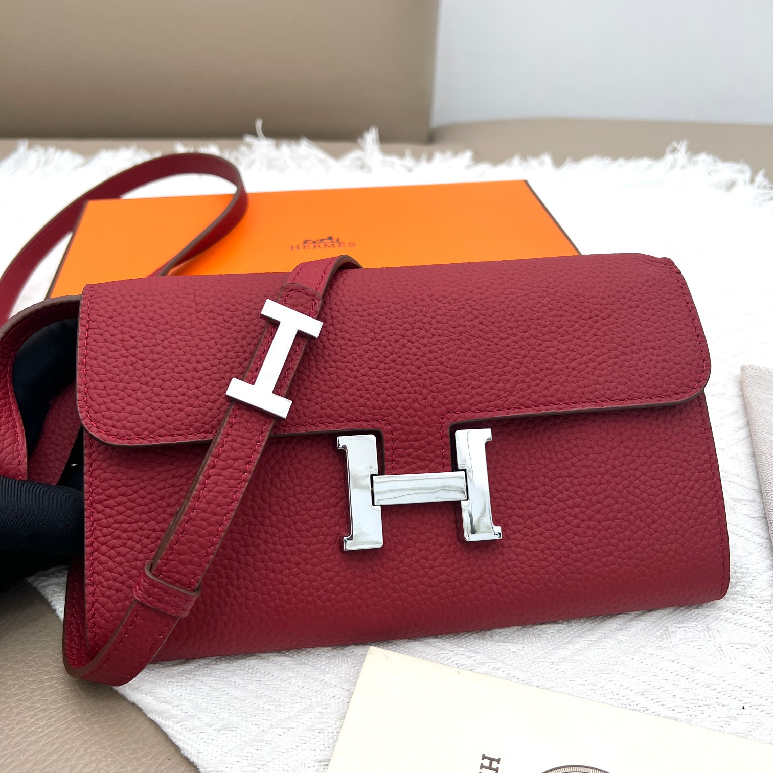 Hermès Constance Style Wallet Crossbody Bag with Silver Hardware 4 a1675001273531 7713