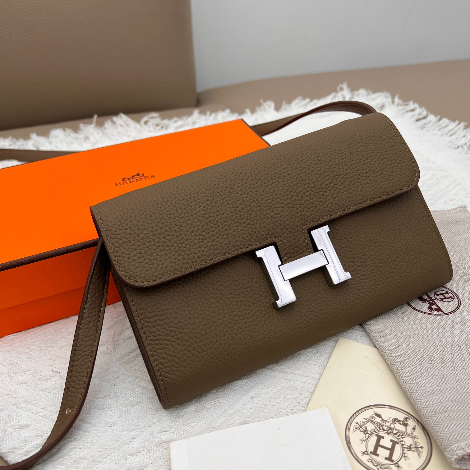 Hermes Constance Wallet Crossbody Bag in Taupe Leather with Silver Hardware 3 a1675001948617 1171