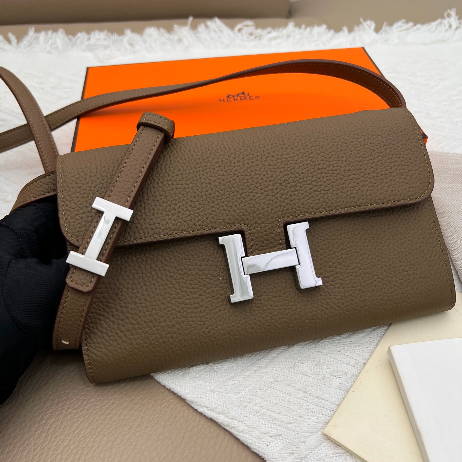 Hermes Constance Wallet Crossbody Bag in Taupe Leather with Silver Hardware 5 a1675001949514 0467