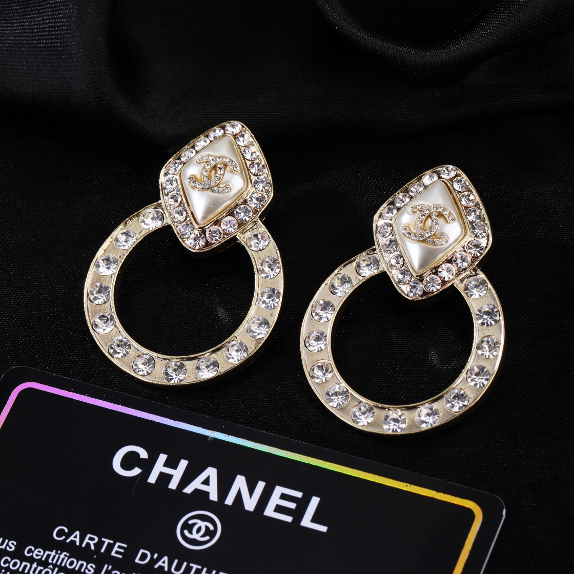CHANEL小香新品耳环太好看了！新款耳环必备装饰美物名媛气质高雅配饰原版一致黄铜材质
