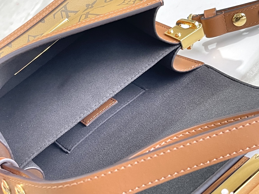Louis Vuitton Haute Couture Classic Luxury Handbag Shoulder Crossbody 9