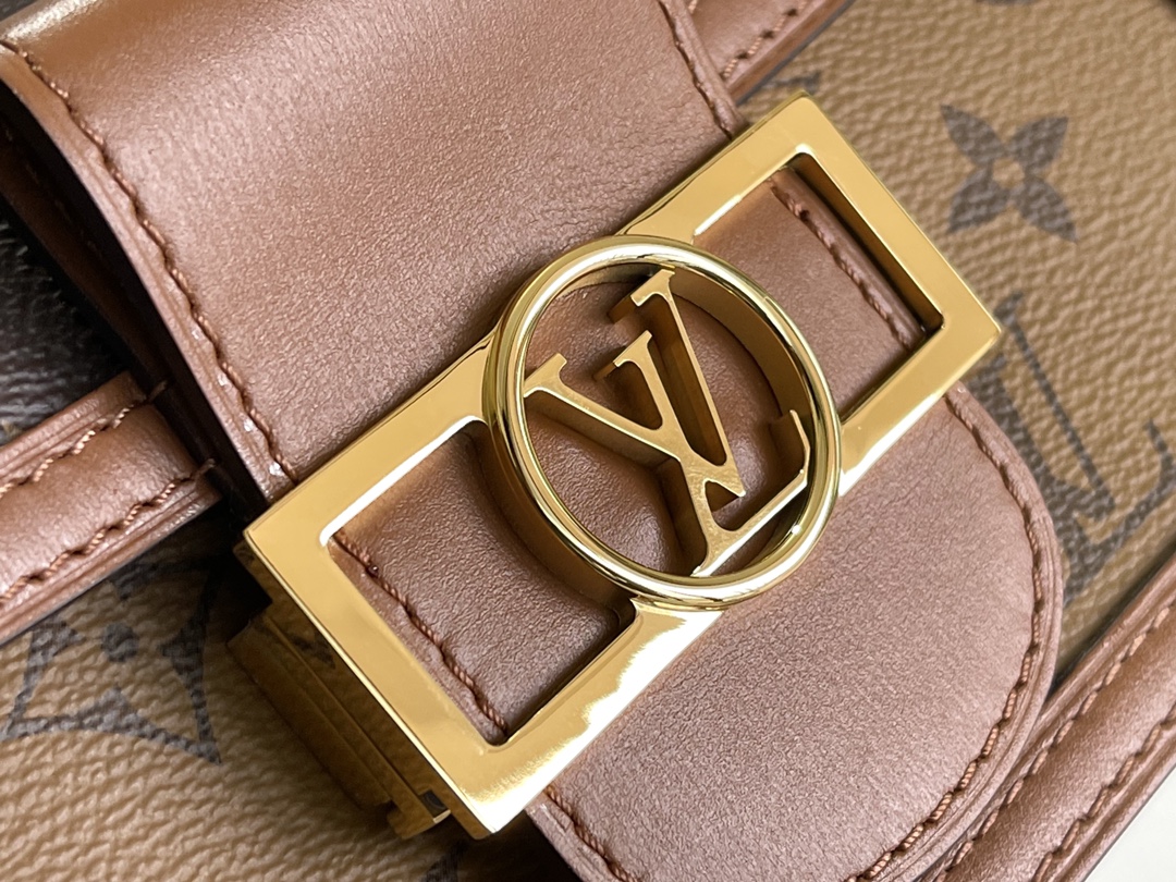 Louis Vuitton Haute Couture Classic Luxury Handbag Shoulder Crossbody 5