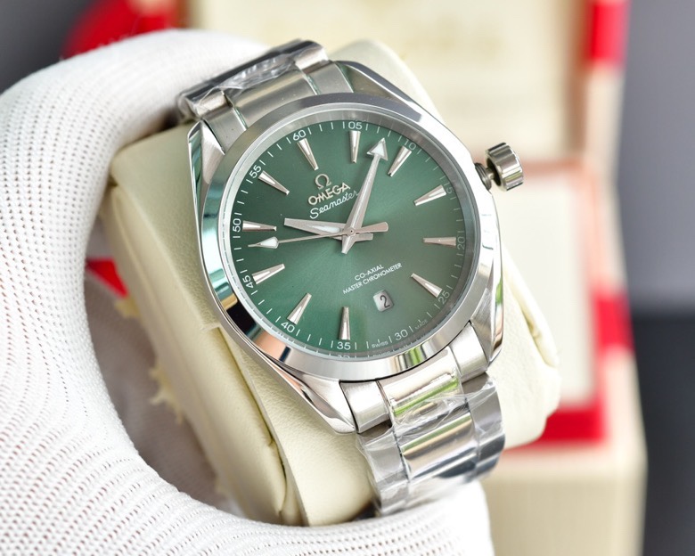 400 今夏最火色彩缤纷 OMEGA-欧米茄 SEAMASTER海马系列