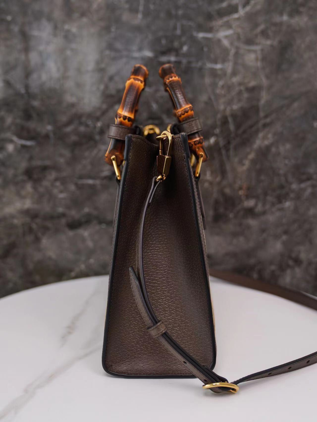 古驰 Gucci 高级成衣风衣外套及大衣服饰 #9140F992 7