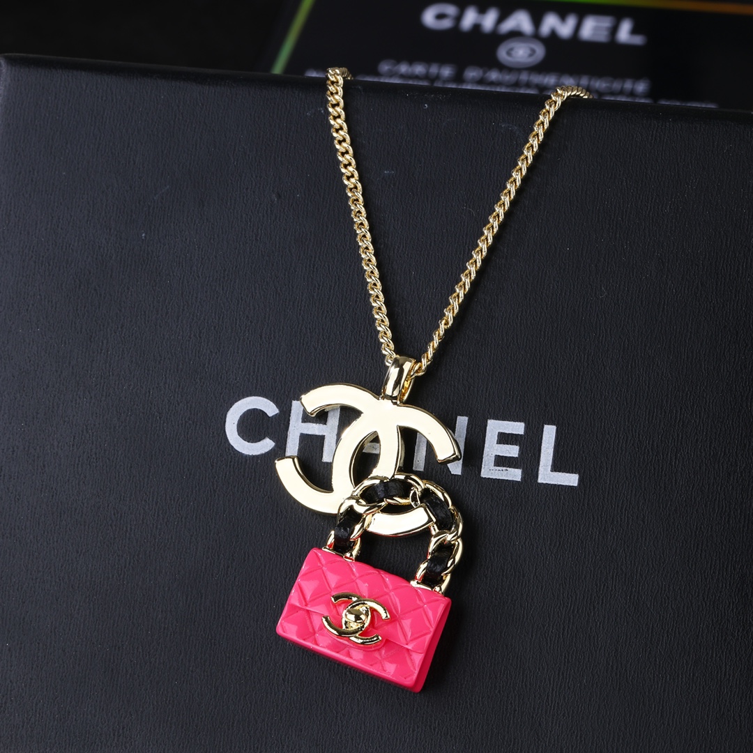 香奈儿 Chanel 新款 包包项链 颈链 专柜同步上新 双C精工打造原版一致黄铜材质