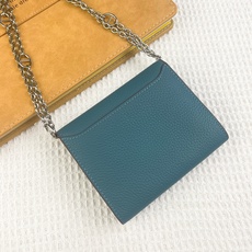 爱马仕Hermes康康迷你链条包 。 型号:537-1荔枝纹 size:13*11.8cm 采用togo小牛皮制作而成 爱马仕Hermes康康迷你链条包 。 型号:537-1荔枝纹 size:13*11.8cm 采用togo小牛皮制作而成