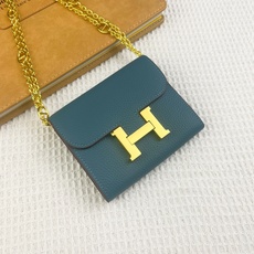 爱马仕Hermes康康迷你链条包 。 型号:537-1荔枝纹 size:13*11.8cm 采用togo小牛皮制作而成 爱马仕Hermes康康迷你链条包 。 型号:537-1荔枝纹 size:13*11.8cm 采用togo小牛皮制作而成