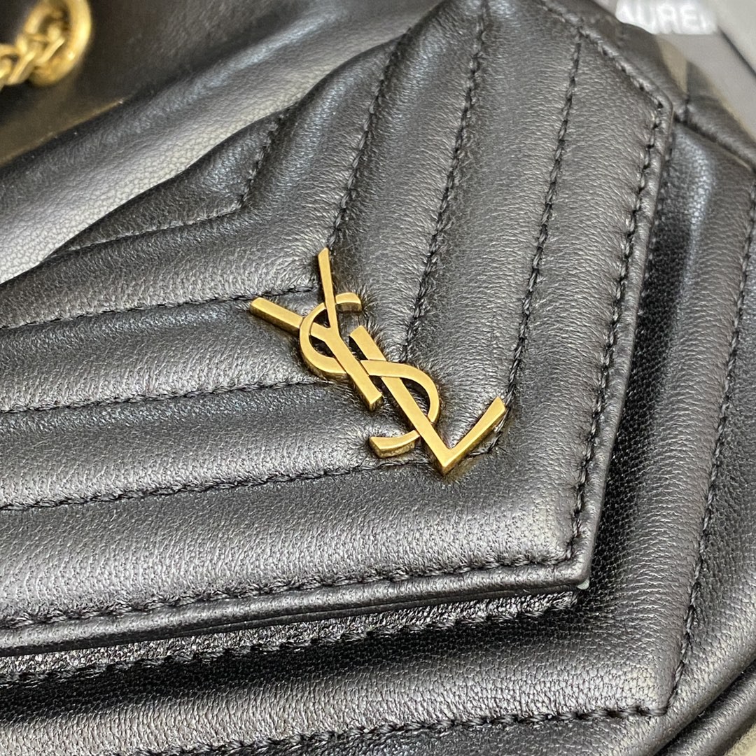 Saint Laurent 黑色羊皮/古金 、精品专供 最新V型绗缝迷你水桶包全新到货