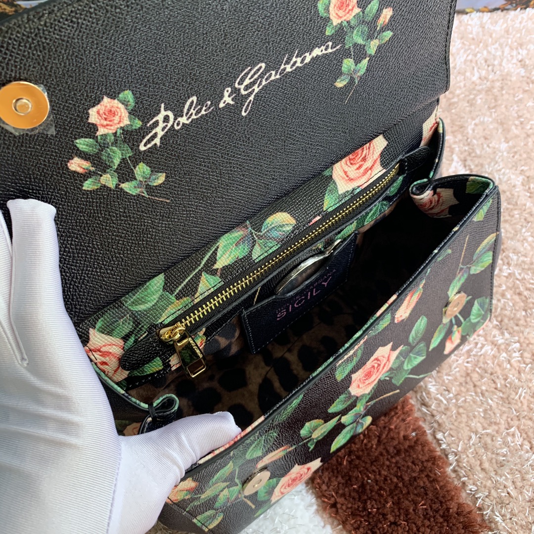 【Dolce & Gabbana 杜嘉班纳】牛皮印花 可斜挎/手提 带镜子 海外代购专用品 👜有范有气场💣全新包型 💋任