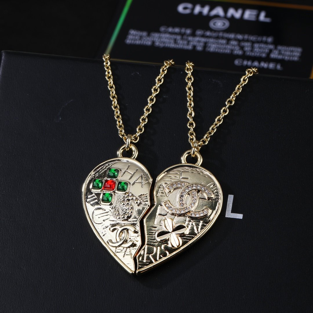 香奈儿Chanel新款双面项链专柜同步上新双C精工打造原版一致黄铜材质