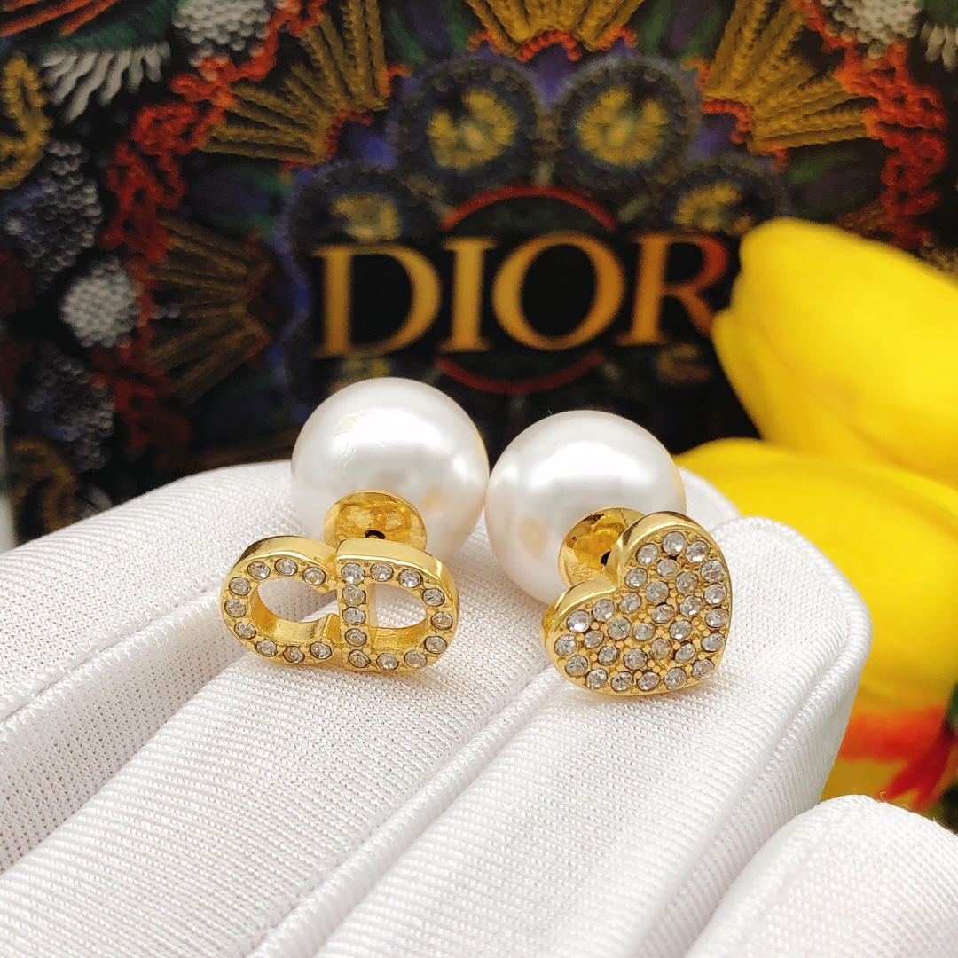 Número DED0174 Dior DIOR nuevo artículo original, pendientes de corazón con estrellas🌟 y diamantes incrustados, de alt…