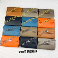 新款爱马仕HERMES kelly 单肩包 。 材质:头层empson 牛皮 尺寸:22*14*6cm 型号:360手 新款爱马仕HERMES kelly 单肩包 。 材质:头层empson 牛皮 尺寸:22*14*6cm 型号:360手
