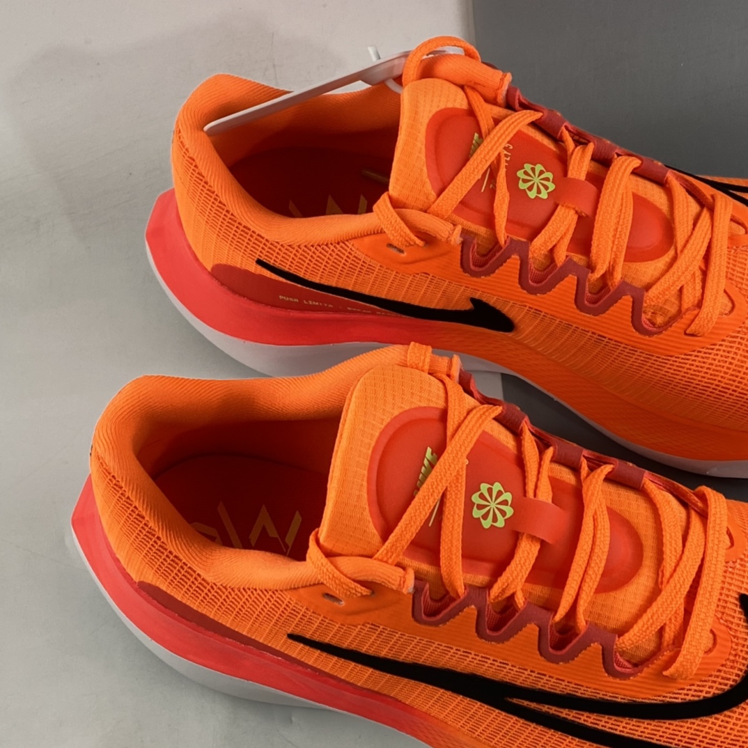 P290 纯原版 Nike Zoom Fly 5运动休闲缓震碳板跑步鞋 火龙果橙 DM8968-800