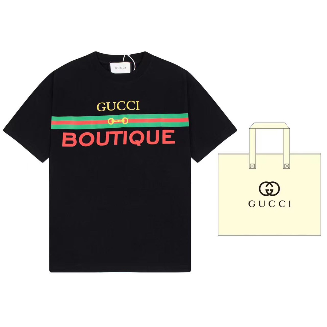 (+5 se puede equipar con bolsa de mano) Gucci Gucci Boutique camiseta de manga corta con estampado de letras y silueta …