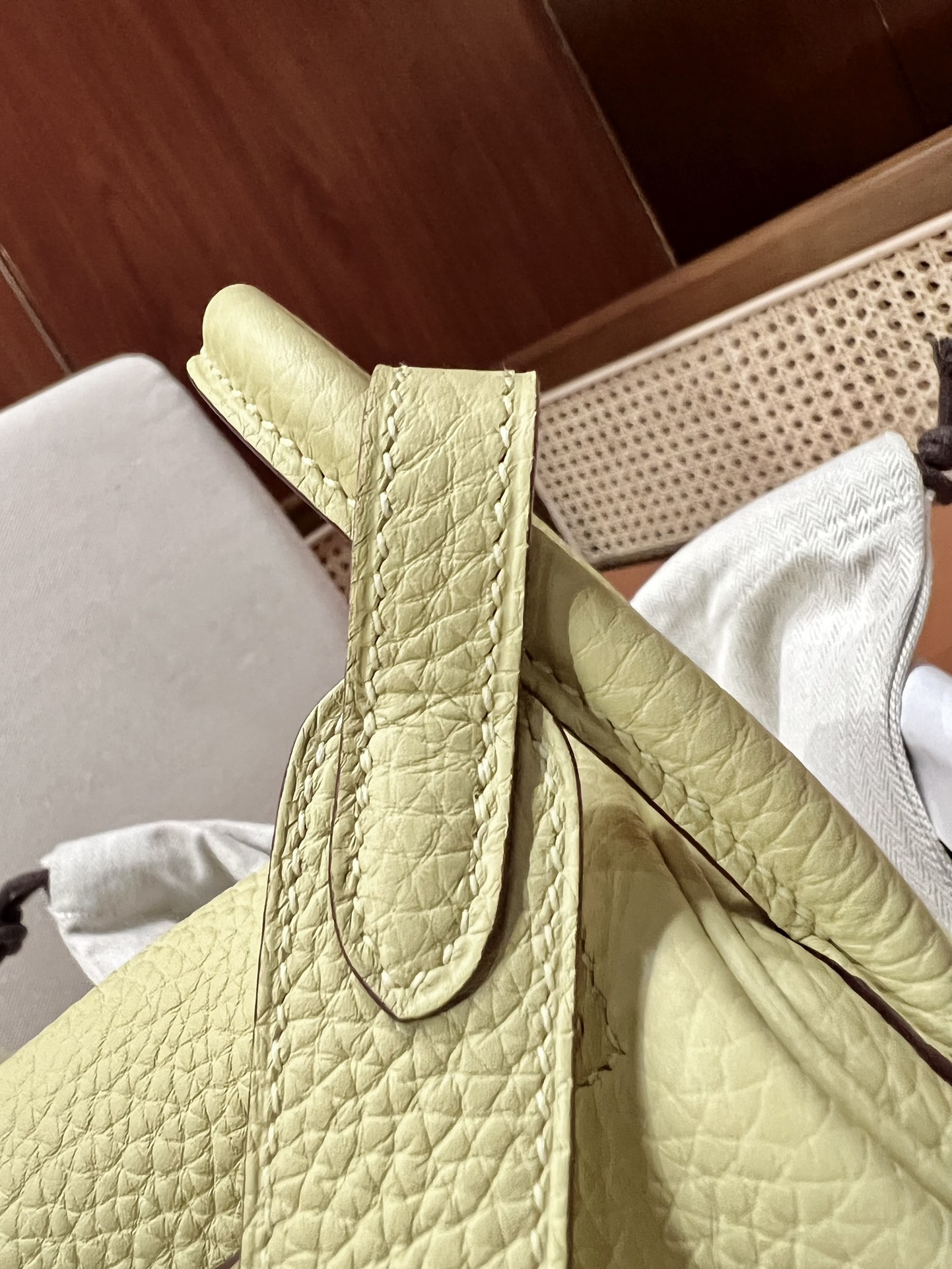 Hermes Lindy Pale Yellow mini crossbody everyday